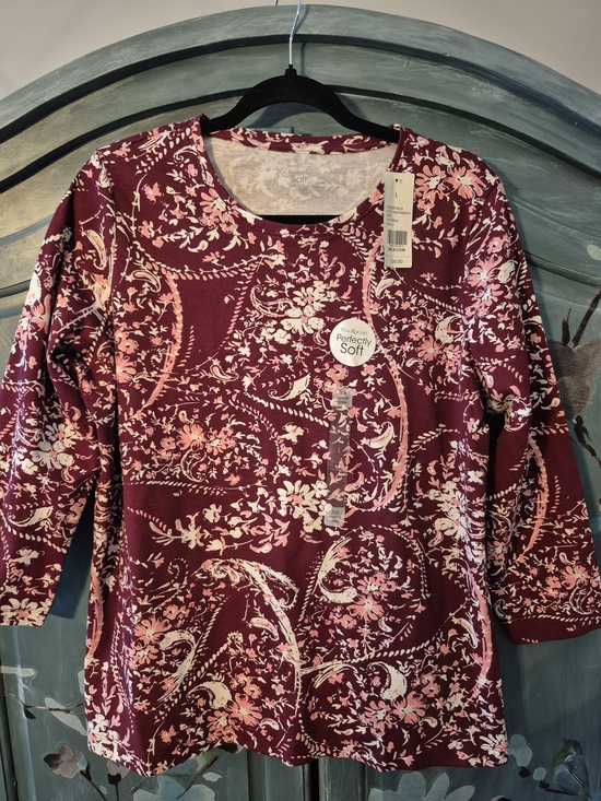 Kim Rogers Tops - Kim Rogers Women's Floral Scoop Neck Top - Burgundy/Pink